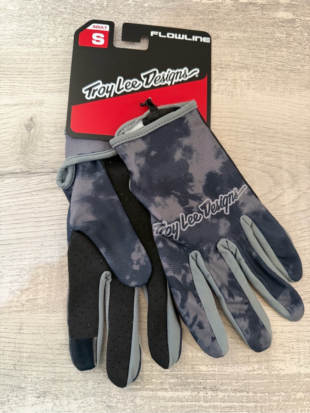 Men’s TroyLee Design Flowline Cycling Gloves Grey/ Black Camo- S